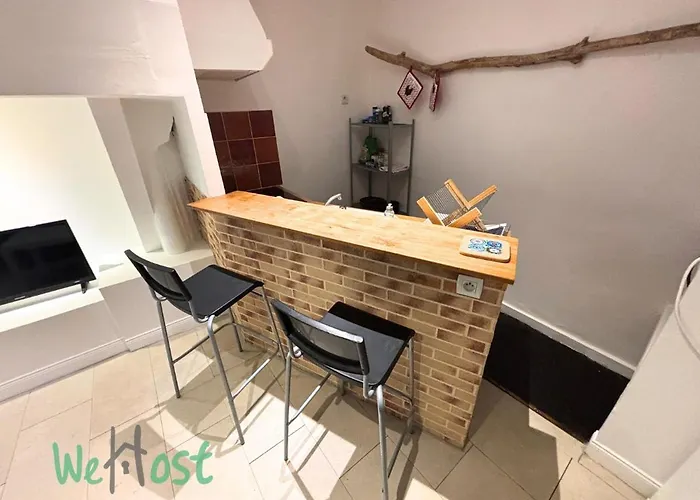 Апартаменты Appartement Cosy Plein Centre *
